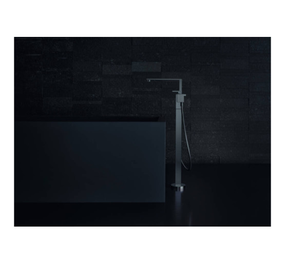 Змішувач Axor Edge для ванни підлоговий Diamond Cut Chrome 46441000