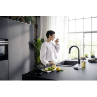 Смеситель hansgrohe Aqittura M91 SodaSystem 210 для кухонной мойки, черный матовый 76836670