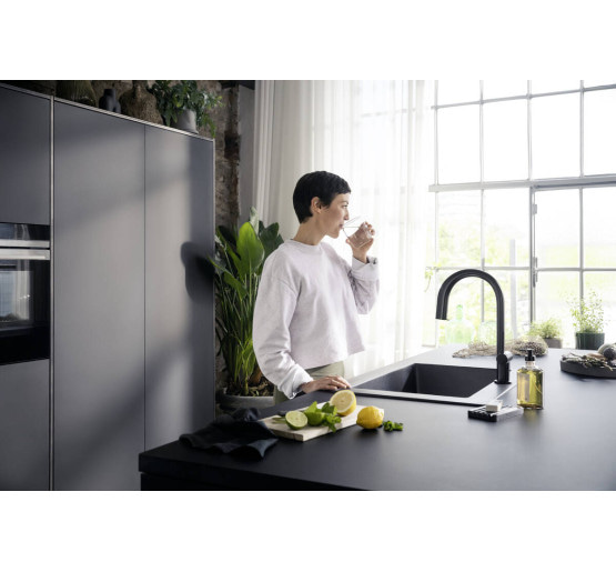 Змішувач hansgrohe Aqittura M91 SodaSystem 210 для кухонної мийки, чорний матовий 76836670