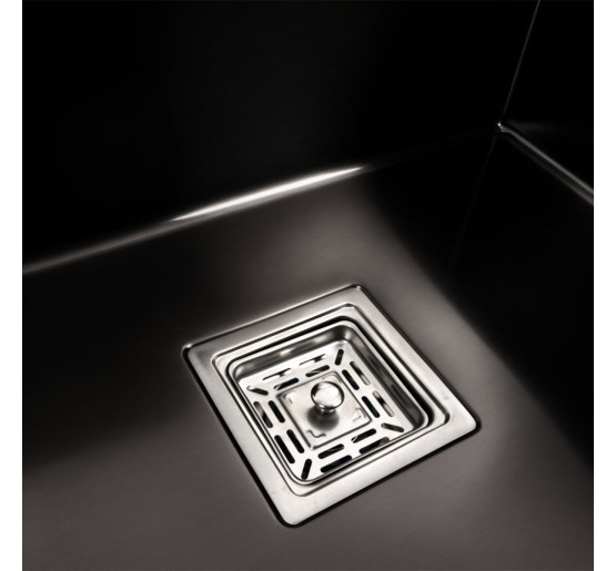 Кухонная мойка Platinum Handmade PVD 580х430х220 черная (толщина 3,0/1,0 мм квадратный сифон)