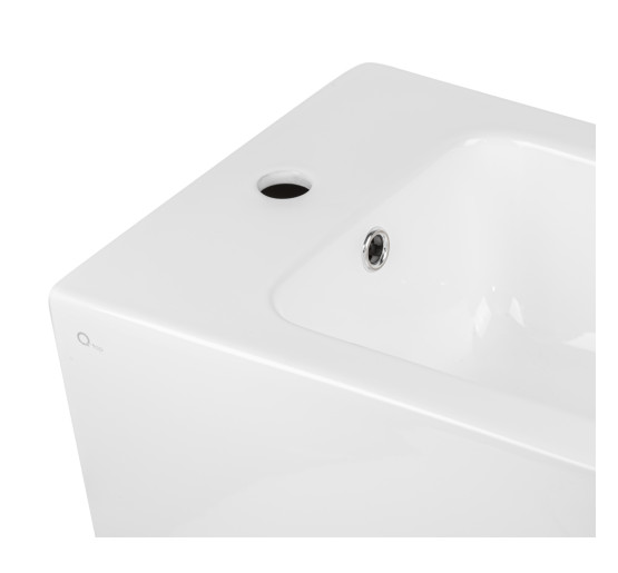 Биде напольное Qtap Crow 545х360х410 White QT05443370W