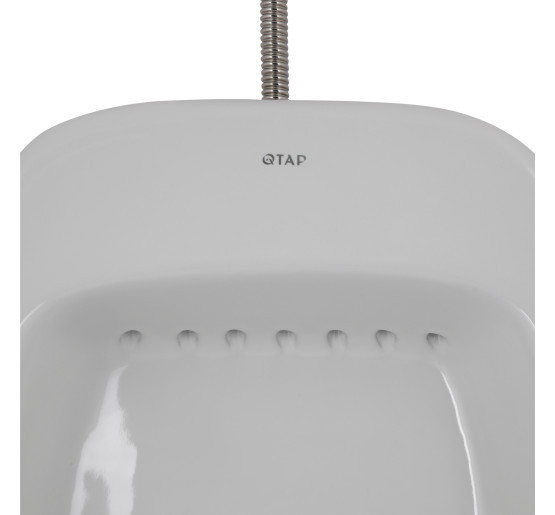 Писсуар подвесной Qtap Crow с краном-дозатором 390х330х660 White QT0588112HW