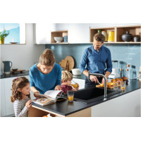 Змішувач Hansgrohe Metris Select 200 кухонний з витяжним виливом на 2 отвори Sbox (73804000)
