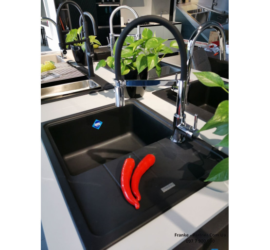 Смеситель кухонный Franke Lina | гибкий излив | функция душа черный матовый | 115.0725.838