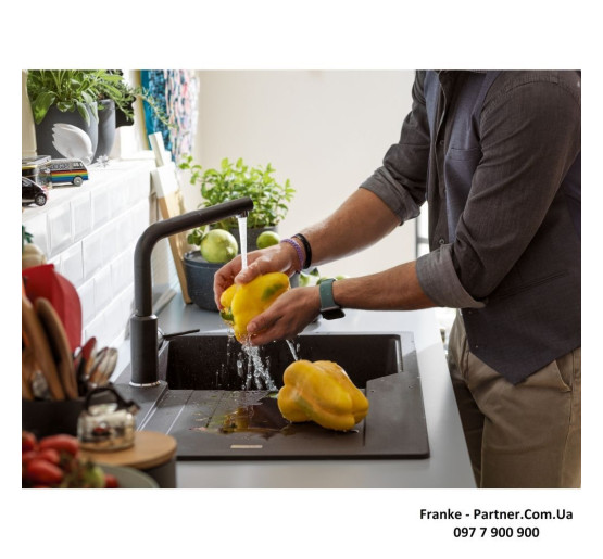 Смеситель кухонный Franke Urban Pull Out | вытяжное излияние | оникс | 115.0595.091