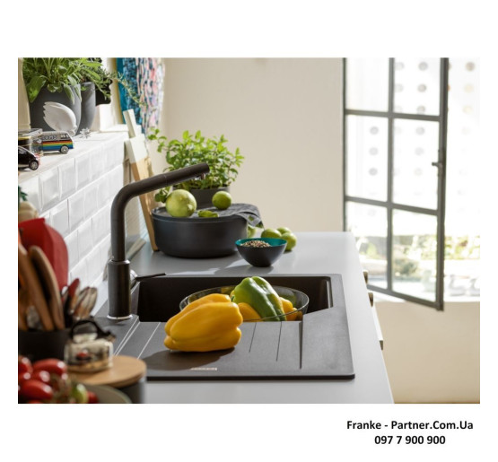 Смеситель кухонный Franke Urban Pull Out | вытяжное излияние | оникс | 115.0595.091