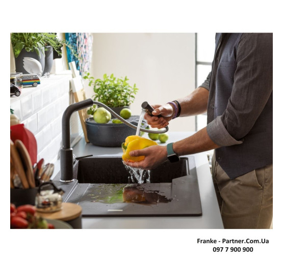 Смеситель кухонный Franke Urban Pull Out | вытяжное излияние | оникс | 115.0595.091