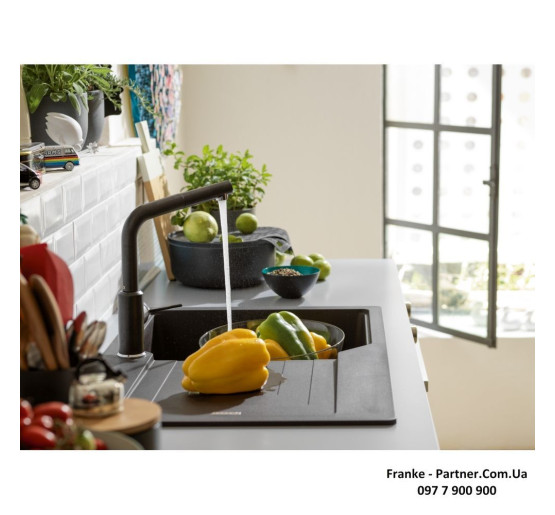 Смеситель кухонный Franke Urban Pull Out | вытяжное излияние | оникс | 115.0595.091