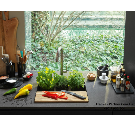 Кухонний змішувач Franke Maris Free by Dror | ламінарний потік | чорна сталь| архів | 115.0543.285