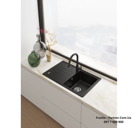 Кухонний змішувач Franke Lina | витяжний вилив | чорний матовий | 115.0626.053