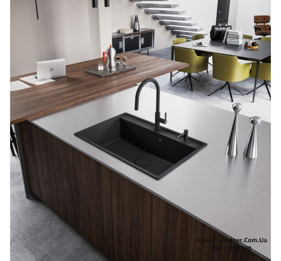 Кухонний змішувач Franke Maris Slim J | витяжний вилив | ламінарний потік | чорний матовий | 115.0728.389