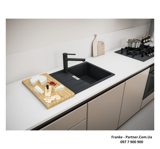 Смеситель кухонный Franke Centro | ламинарный поток воды черный матовый | 115.0621.613