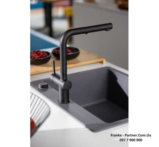 Кухонний змішувач Franke Active L Pull Out | витяжний вилив | функція душу | ламінарний потік | чорний матовий | 115.0653.382