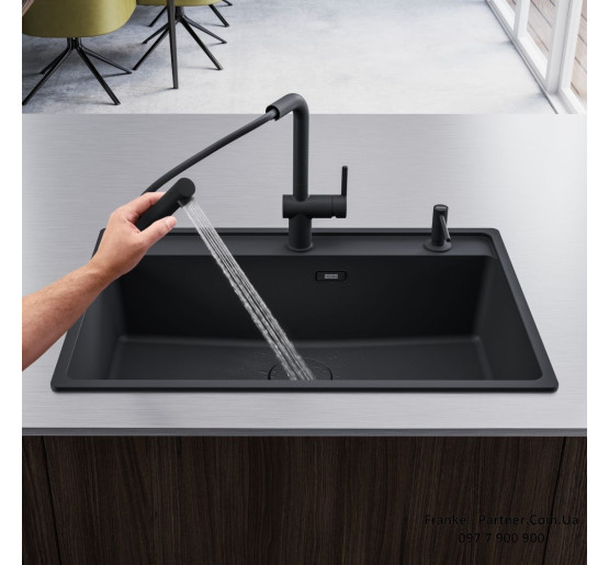 Кухонний змішувач Franke Active L Pull Out | витяжний вилив | функція душу | ламінарний потік | чорний матовий | 115.0653.382