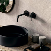 Смеситель для раковины настенный Paffoni Light (цвет - черный матовый), излив 178 мм.