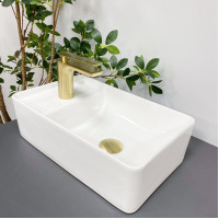 Умивальник (раковина) VBI LECCO WHITE накладний