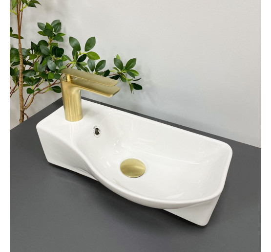 Умивальник (раковина) VBI FERMO R WHITE підвісний