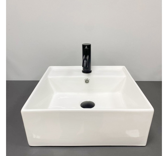 Умывальник (раковина) VBI TERAMO S WHITE накладной подвесной