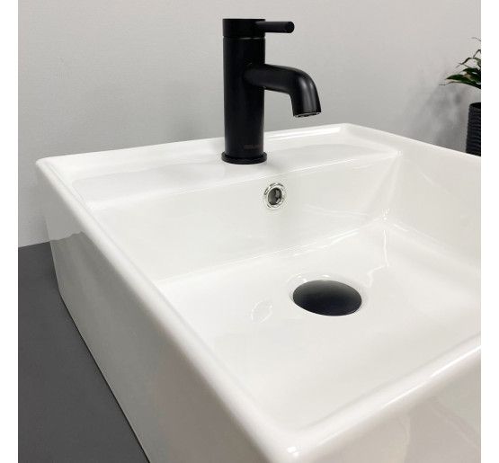 Умывальник (раковина) VBI TERAMO S WHITE накладной подвесной