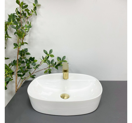 Умывальник (раковина) VBI AGORDO M WHITE накладной