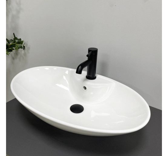 Умывальник (раковина) VBI CAROVILLI WHITE накладной