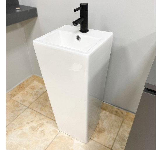 Умывальник (раковина) VBI SAVONA WHITE напольный