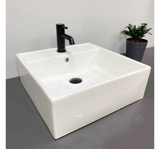 Умивальник (раковина) VBI TERAMO WHITE накладний підвісний