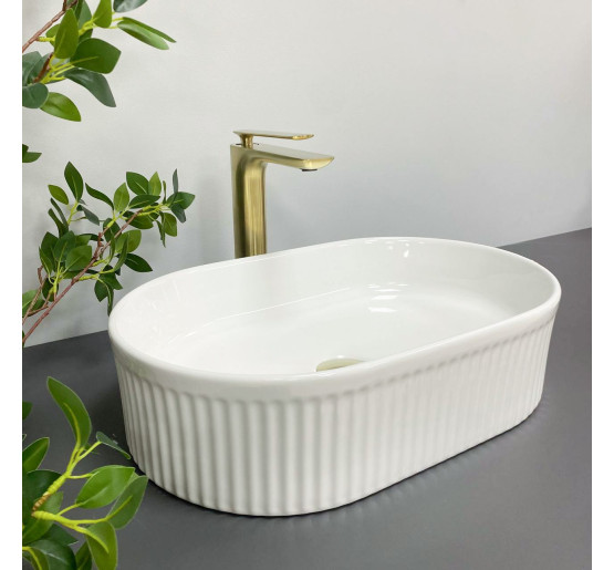 Умивальник (раковина) VBI BIELLA WHITE накладний