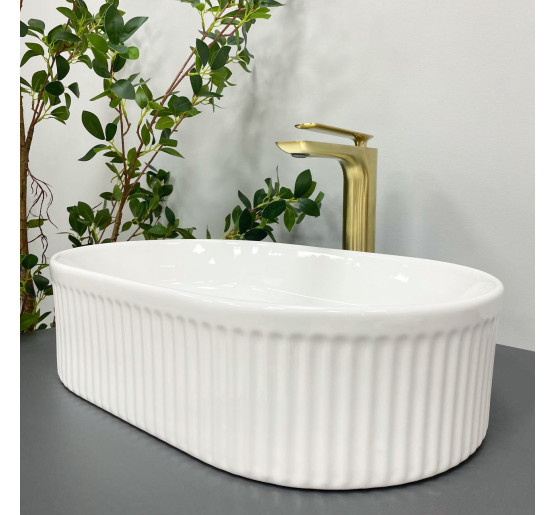 Умивальник (раковина) VBI BIELLA WHITE накладний