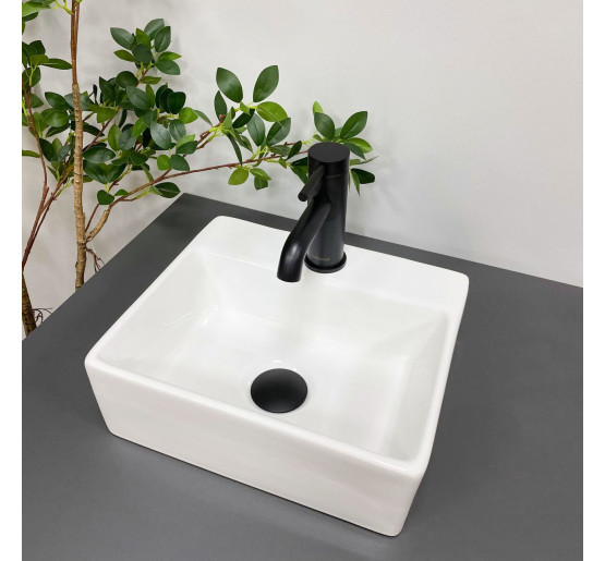 Умывальник (раковина) VBI KOMO WHITE накладной подвесной