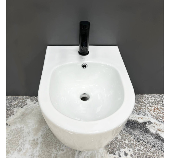 Подвесное биде VBI CAPRI WHITE