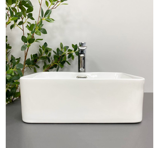 Умывальник (раковина) VBI ARABBA S WHITE накладной