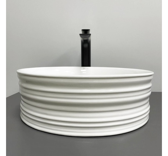 Умивальник (раковина) VBI LARINO WHITE накладний