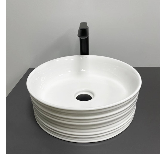 Умивальник (раковина) VBI LARINO WHITE накладний