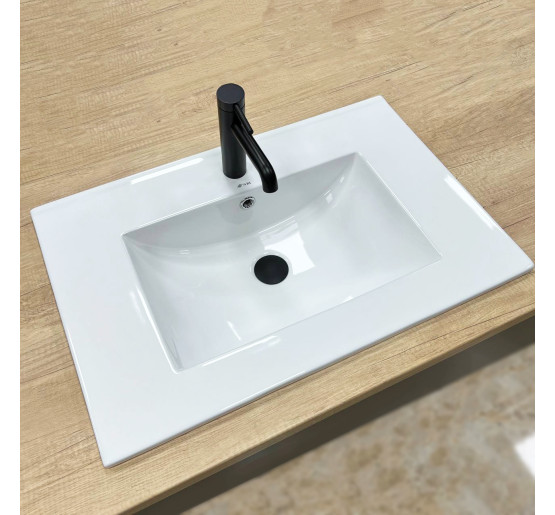 Умивальник (раковина) VBI FERRARA 70 WHITE врізний