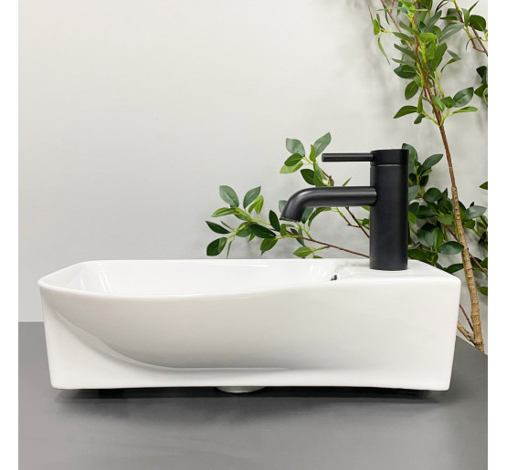 Умивальник (раковина) VBI FERMO L WHITE підвісний