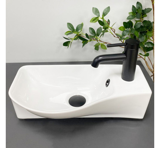 Умивальник (раковина) VBI FERMO L WHITE підвісний