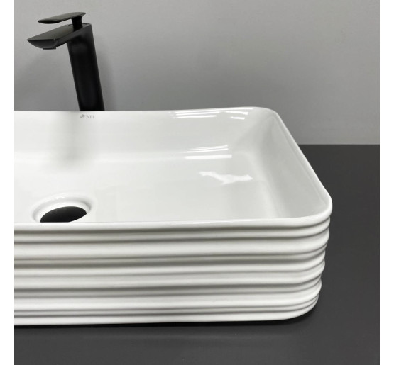 Умывальник (раковина) VBI VOLTURINO WHITE накладной