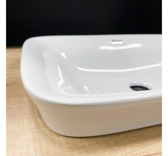 Умивальник (раковина) VBI MELLITTO WHITE врізний