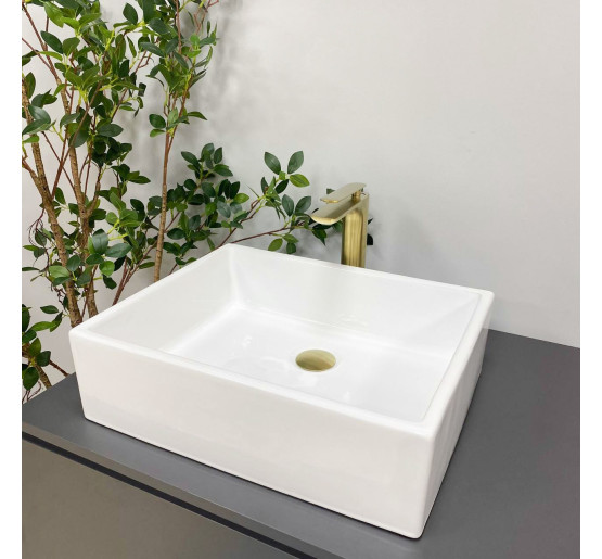 Умивальник (раковина) VBI NORCIA WHITE накладний